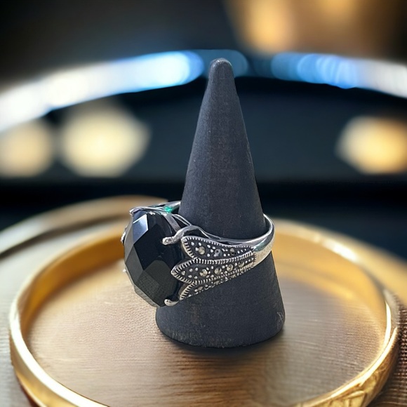 Vintage Jewelry - VTG | 8g Black Onyx & Marcasite Sterling Silver Cocktail Ring